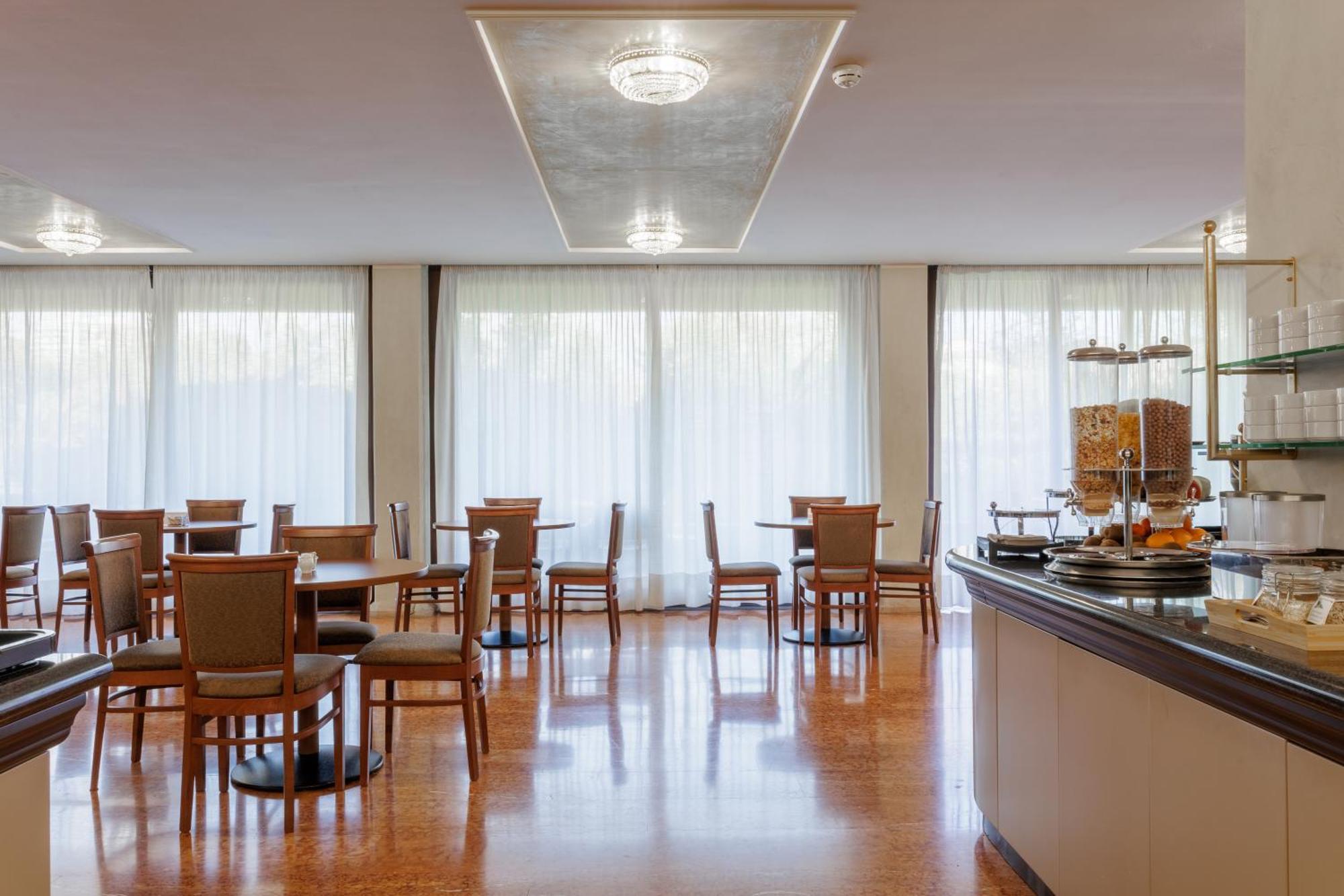 Residence All'Adige — Photos 1